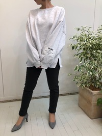 ☆　袖ワッペンBIGシルエットカットソー　☆ 2020/12/20 17:26:35