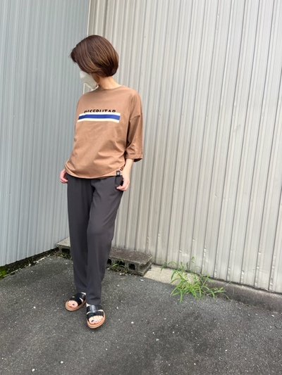 ☆大人のロゴTシャツ☆