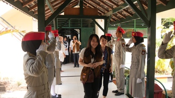 インドネシア親善友好ツアー　１９　ジョグジャカルタ第５中学校　訪問