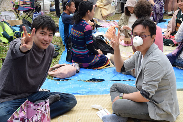 外国人も日本人も花見が大好き!!!