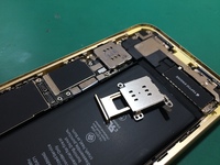 iPhoneXRシムスロットルの交換