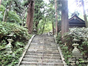 ぶらーり”鳩ヶ嶺八幡宮”