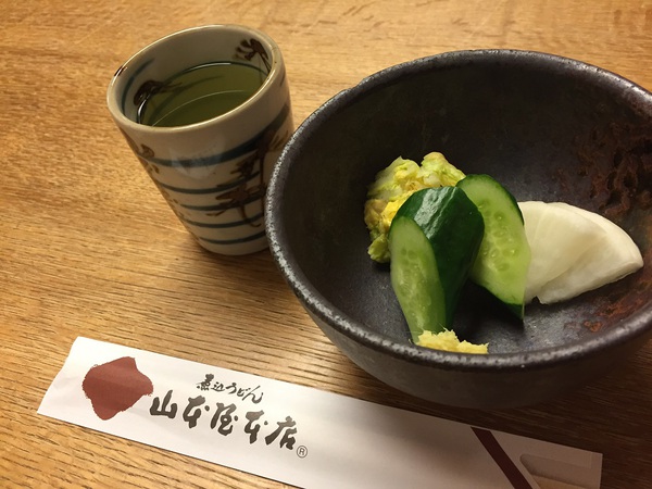 山本屋本店　　さん　　で　　味噌煮込みうどん　　☆