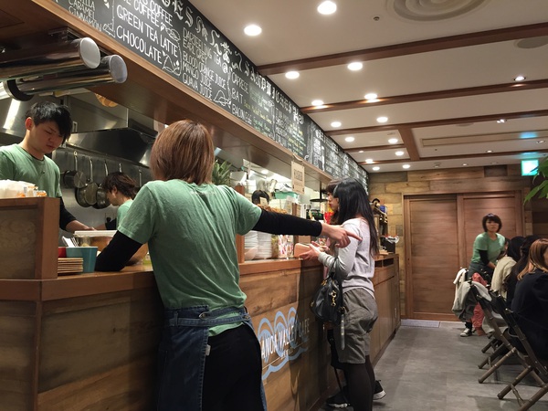 マノアバレーカフェ　　さん　　で　　お茶ＴＩＭＥ　　☆