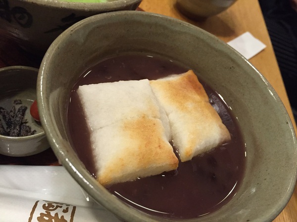 赤福茶屋　　さん　で　　赤福ぜんざい～　☆
