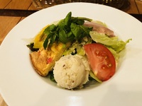 いたりあ食堂　　　坊乃家　　さん　　で　　ランチ　　☆