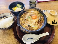 名古屋市（愛知県）　　煮込みうどん　山本屋本店　　さんで　ランチ　☆