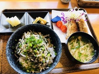 ななくさ食堂　　さん　　で　　ランチ　　☆