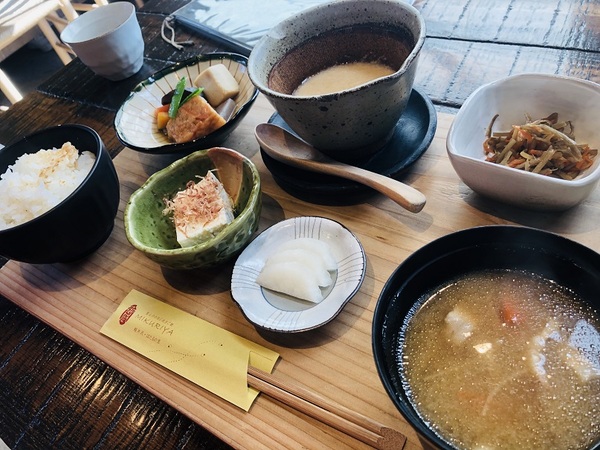 かまど炊きご飯　　 御厨　　さん　で　　ランチ　　☆