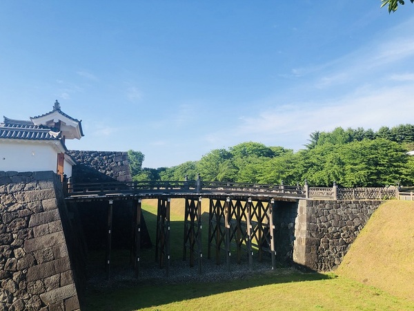 山形市（山形県）　山形城址　を　散策　☆