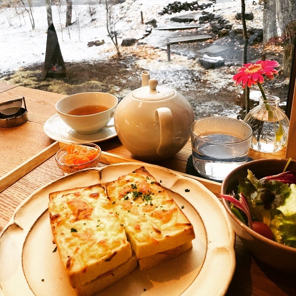 軽井沢（長野県）　　カフェ　フォレストヴェール　さんで　モーニング　☆