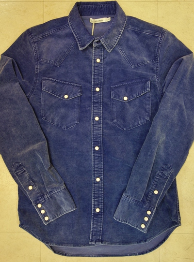 シャツ入荷