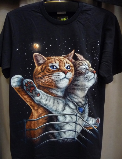 ネコTシャツ　再入荷