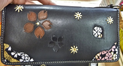 錦　財布再入荷