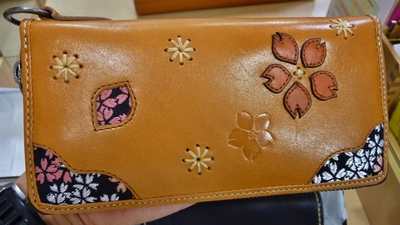 錦　財布再入荷