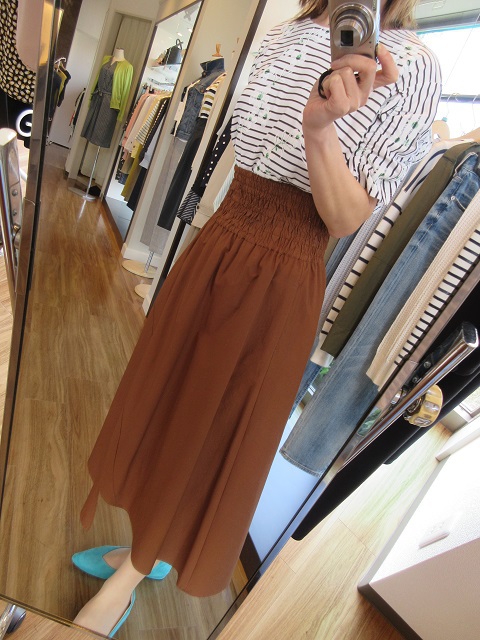 頑張らずしても美人に見える服・・・