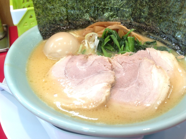 ラーメン好きですin菊川市加茂で清六家の家系