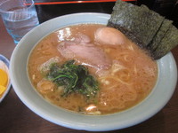ラーメン好きですin神奈川県横浜市保土ケ谷区上星川で寿々㐂家（すずきや）
