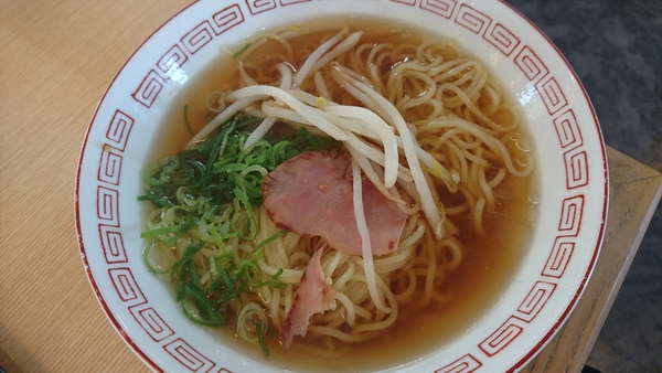 まいどおおきに食堂で、ラーメン