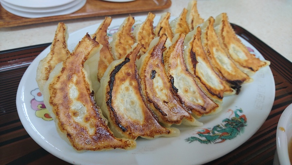週末に食べたくなるもの、そ・れ・は！　餃子
