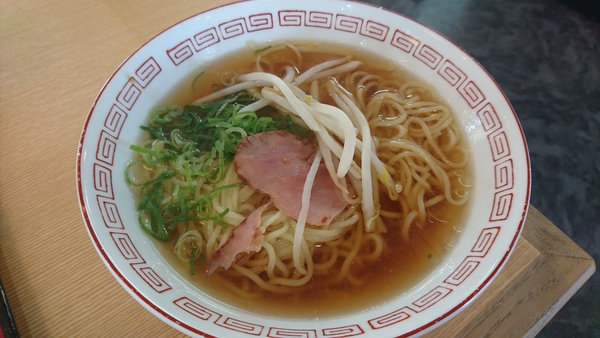 まいどおおきに食堂で、ラーメン