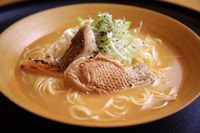 京都「瓢亭」ミシュラン三つ星料亭が作る渾身の一杯となる鯛ラーメンの御中元