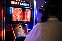 「XCUBE エクスキューブ」県内初のVR・ARアミューズメント施設でリアリティ溢れる世界を体感！
