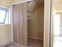 収納建具『３枚連動引き戸』