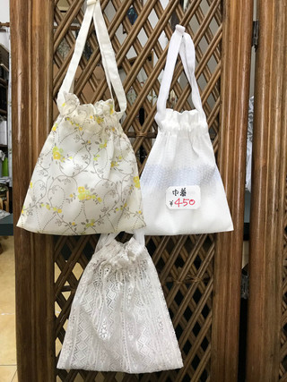 カーテンレースの巾着