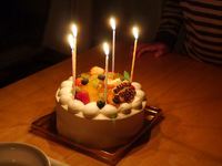 長男5歳の誕生日に「ひつじ」のバースデーケーキを！コスパ◎の大きめケーキが美味しい～