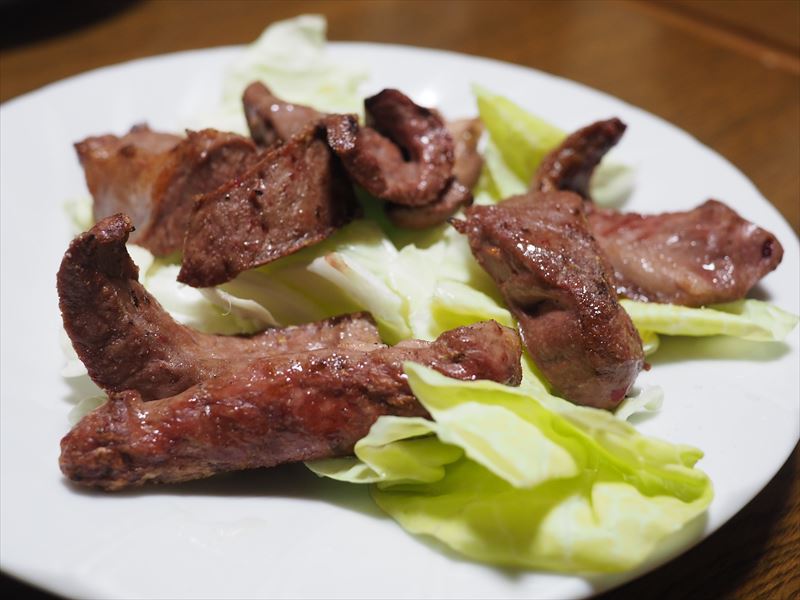 磐田のディープな居酒屋「喜多八」の焼き”おもろ”は地元の人たちが自慢するぷりぷりの味