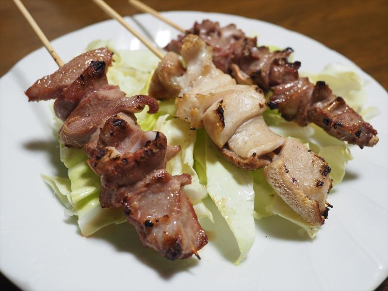 磐田のディープな居酒屋「喜多八」の焼き”おもろ”は地元の人たちが自慢するぷりぷりの味