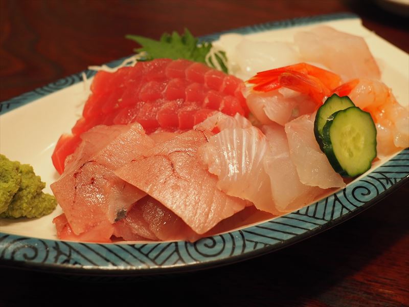 磐田で美味しい魚料理（刺身、金目鯛の煮つけ）を食べるなら「とみた」！