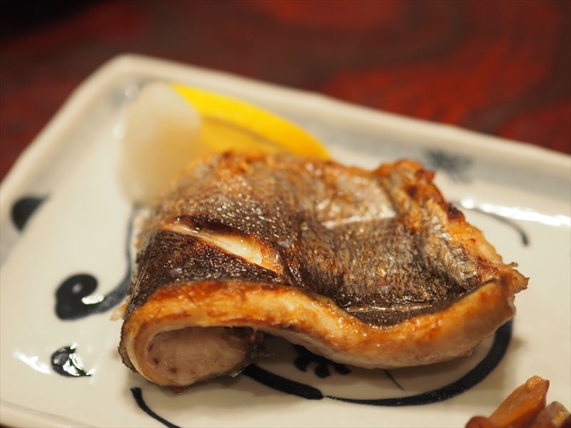 磐田で美味しい魚料理（刺身、金目鯛の煮つけ）を食べるなら「とみた」！