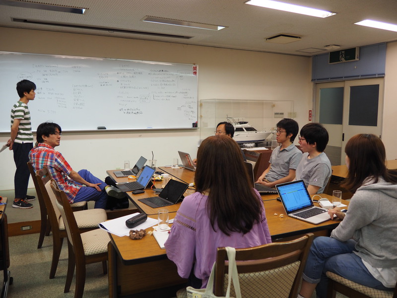 ”はまぞう”をより良くするために、全員で昨日から合宿してます。