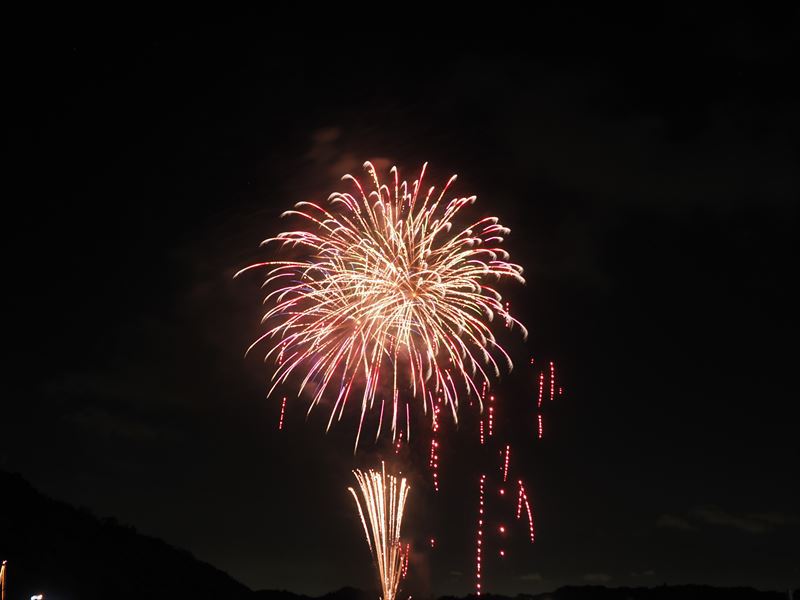 覚えた 花火の撮影の仕方を今年の夏は身に着けたゾ はまぞう かね田のおもむろにブログ