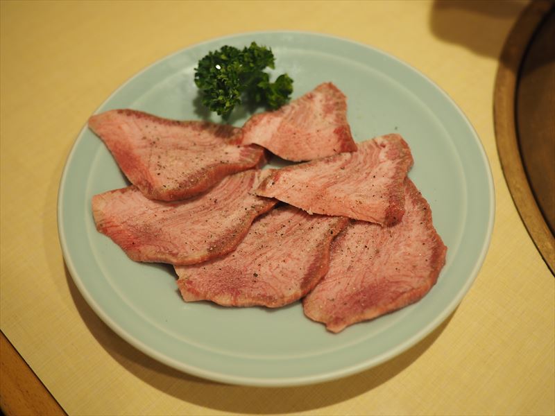 磐田の焼肉！「やきにく燈火園／とうかえん」で美味しい肉を食らう