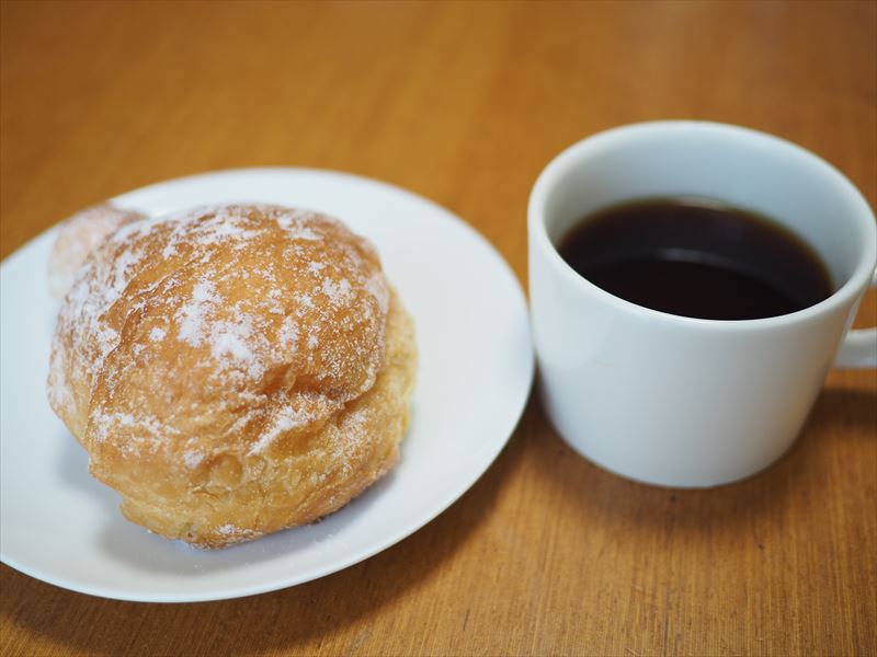 パイ生地が新鮮な「まきのぱん」さんの美味しいシュークリームにはまりそう－浜松市中区曳馬4丁目