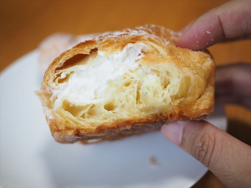 パイ生地が新鮮な「まきのぱん」さんの美味しいシュークリームにはまりそう－浜松市中区曳馬4丁目