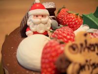 「ちいさなお菓子工房 ひつじ」のクリスマスケーキに大満足！ チョコレートケーキに、パウンドケーキのプレゼントが！