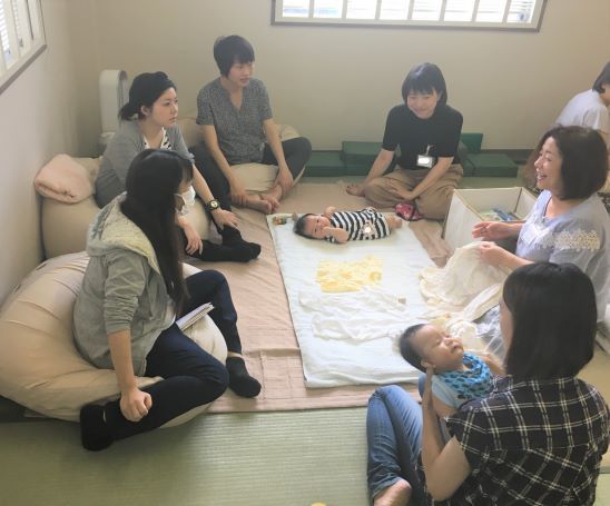 「両親学級が中止になって不安でした。いろいろ聞けて安心した！」との声をいただいています。