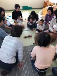 肩こり、腰痛、腱鞘炎の予防になる抱き方のコツ、明日お話します！ 2020/05/10 09:39:37