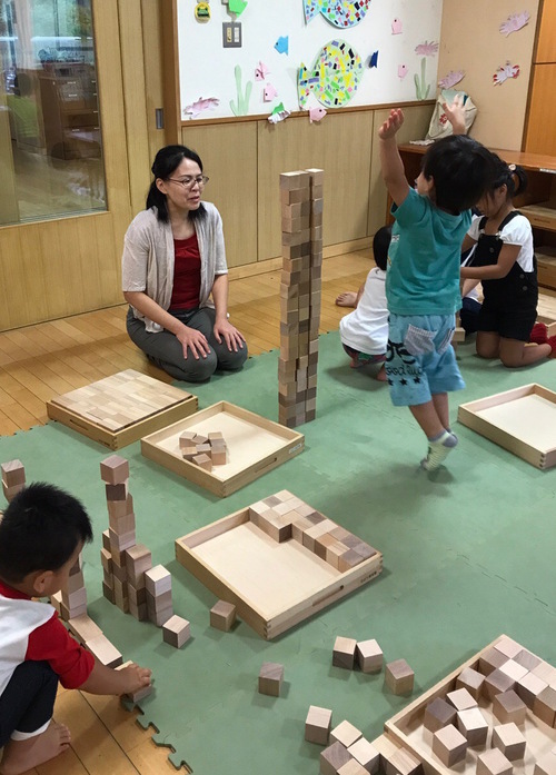 親子で一緒に遊ぼう♪積木あそび　《場づくりコンサル》