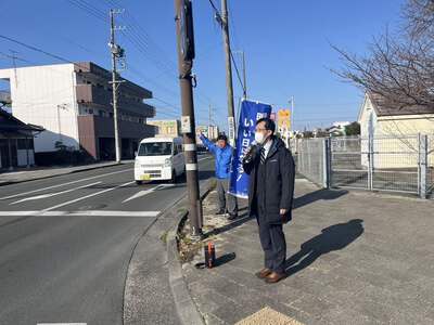 永井しんじさんの朝の街頭活動に参加