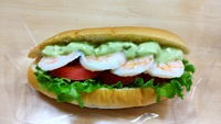 コッペパンはエビアボカド 2024/10/30 19:51:08