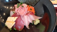 うおたかさんの海鮮丼