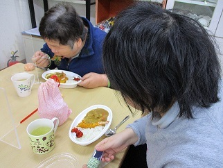 お楽しみ　恵さん弁当