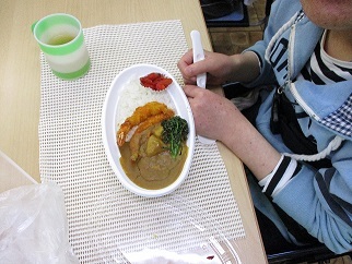 お楽しみ　恵さん弁当
