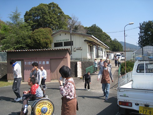 桜散る４月です。