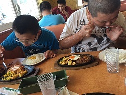 食事会でした